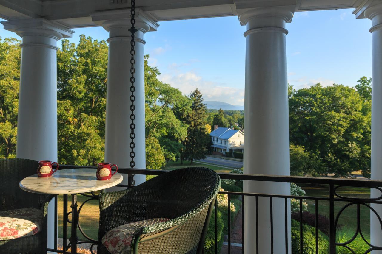 Mercersburg Inn Extérieur photo