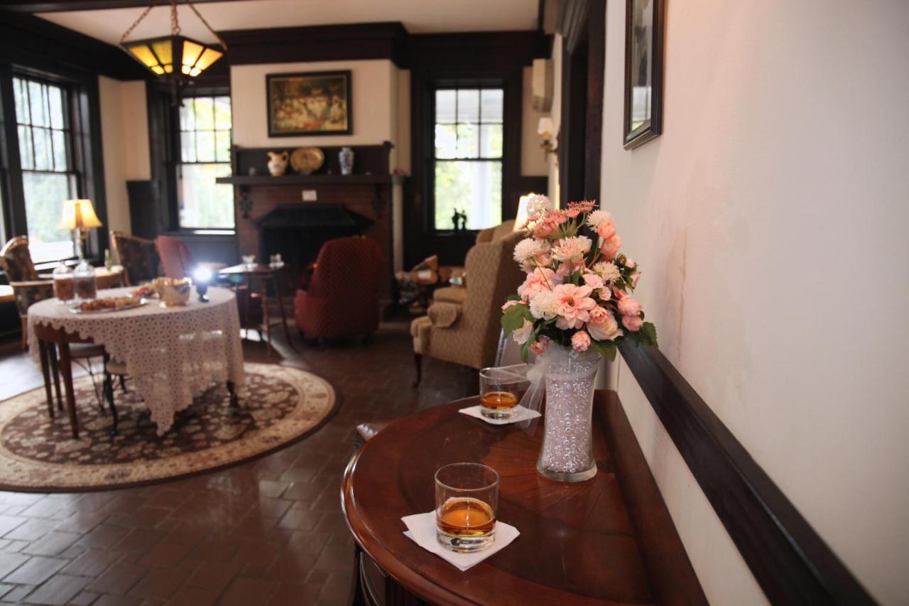 Mercersburg Inn Extérieur photo